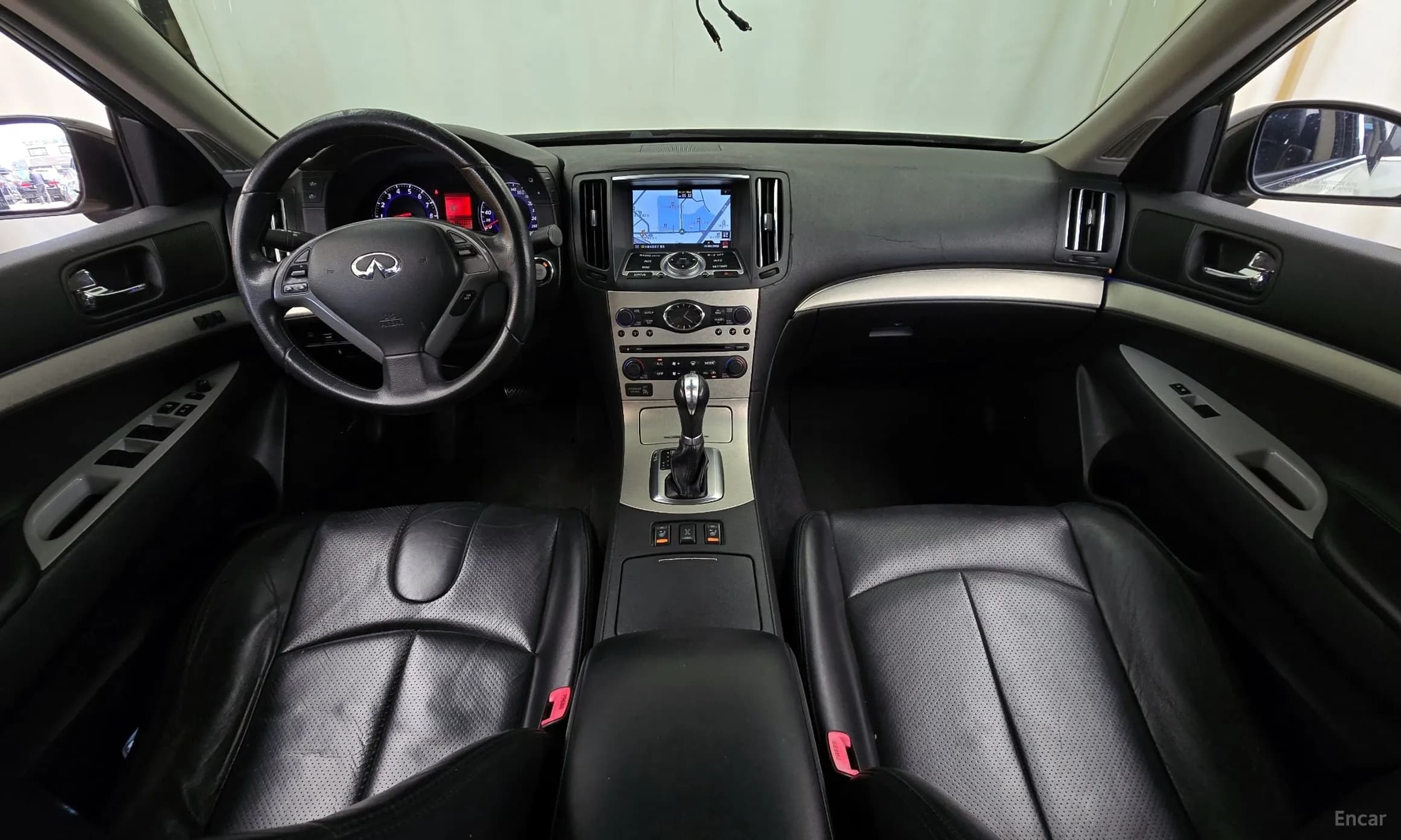 G35