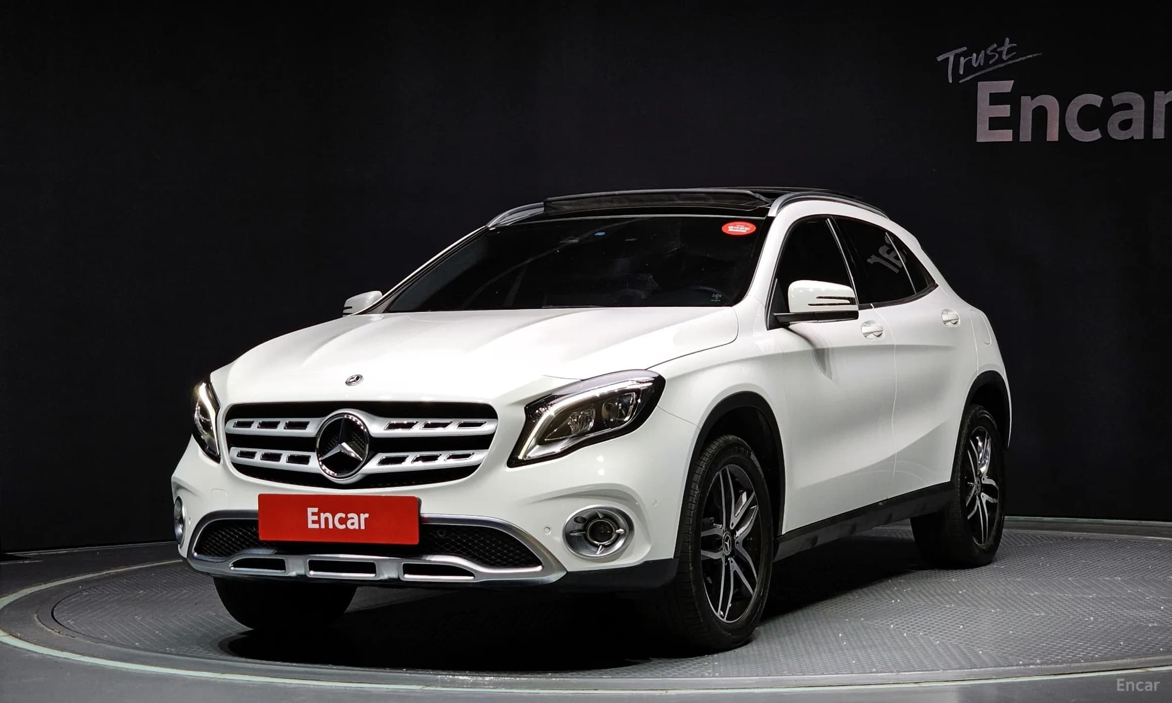 GLA-Class X156