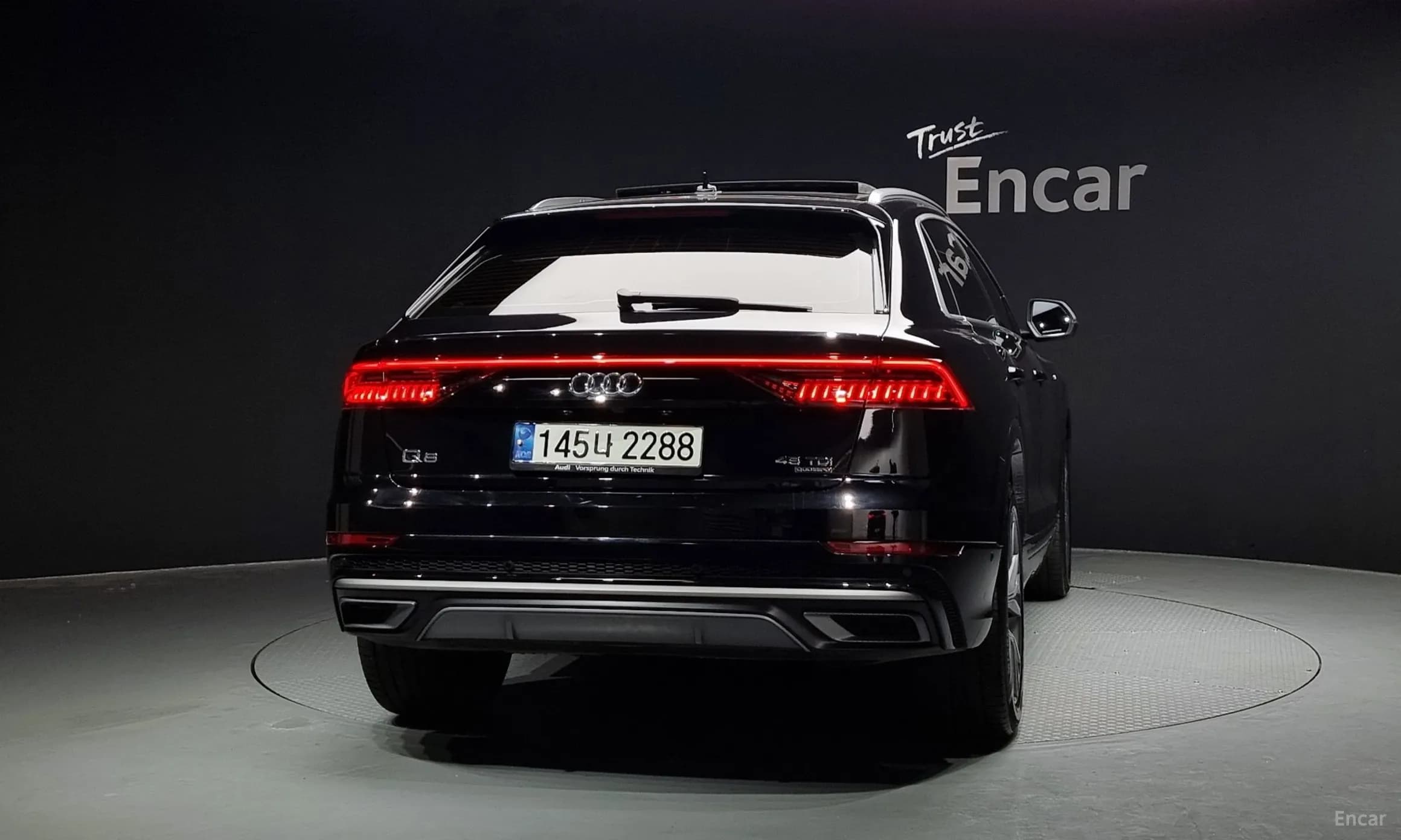 Q8 (4M)