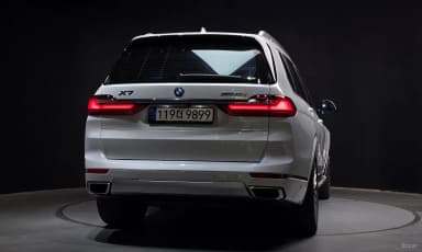X7 (G07)