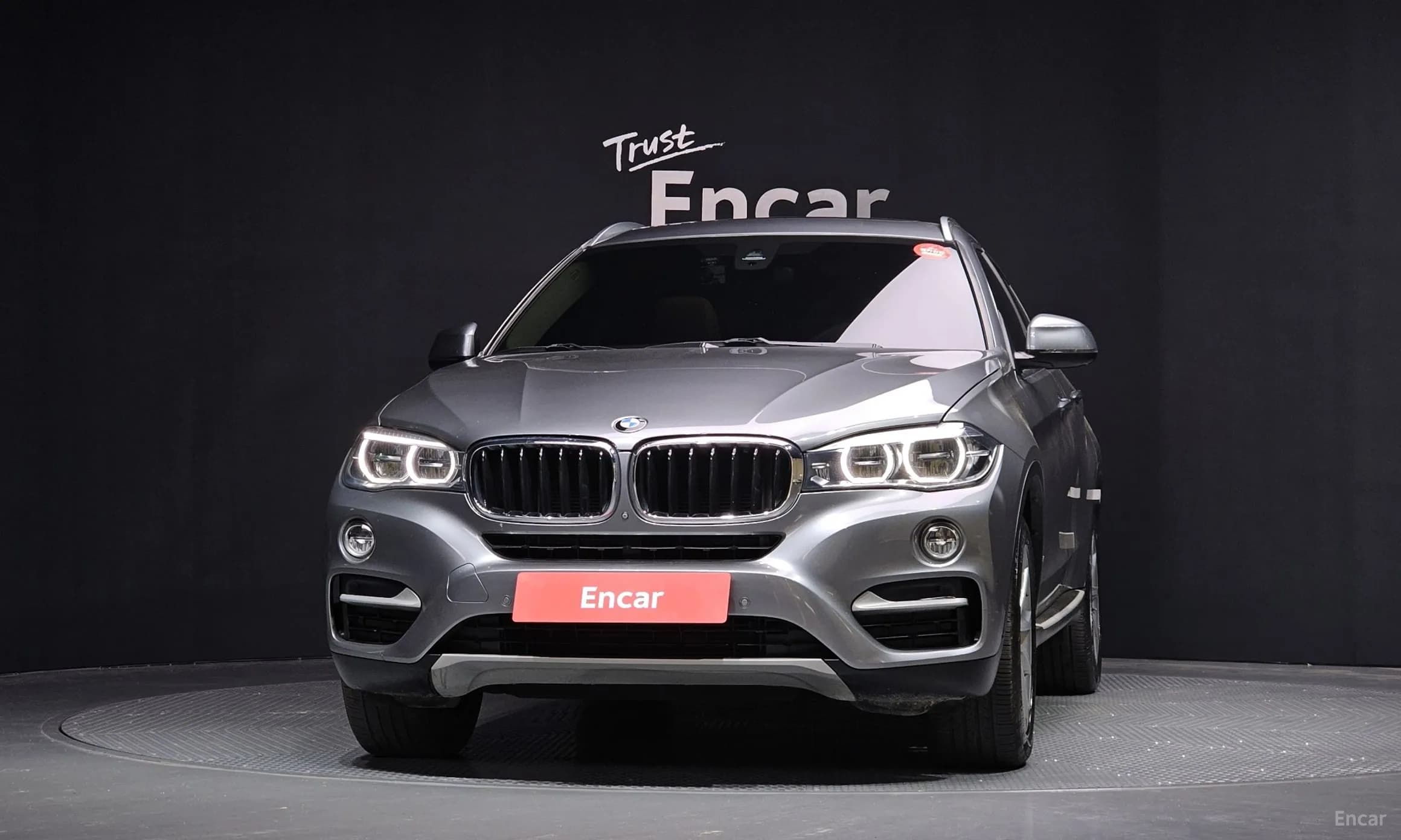 X6 (F16)