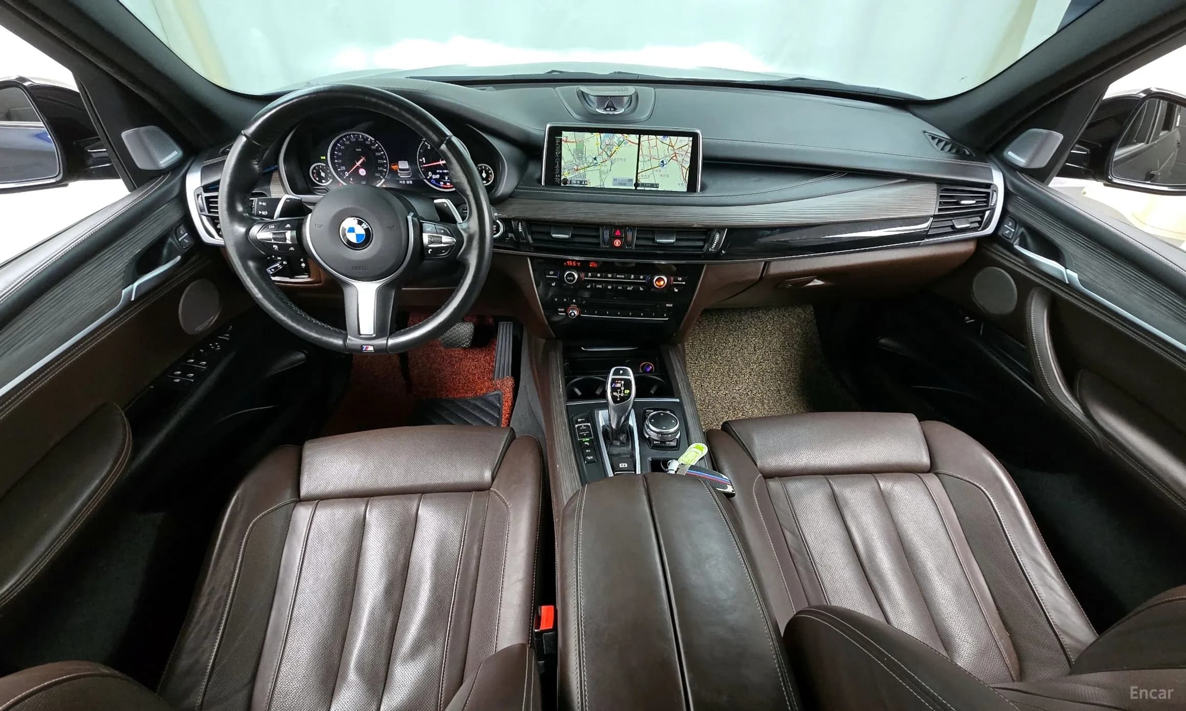 X5 (F15)