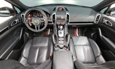 New Cayenne