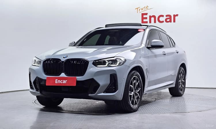 X4 (G02)