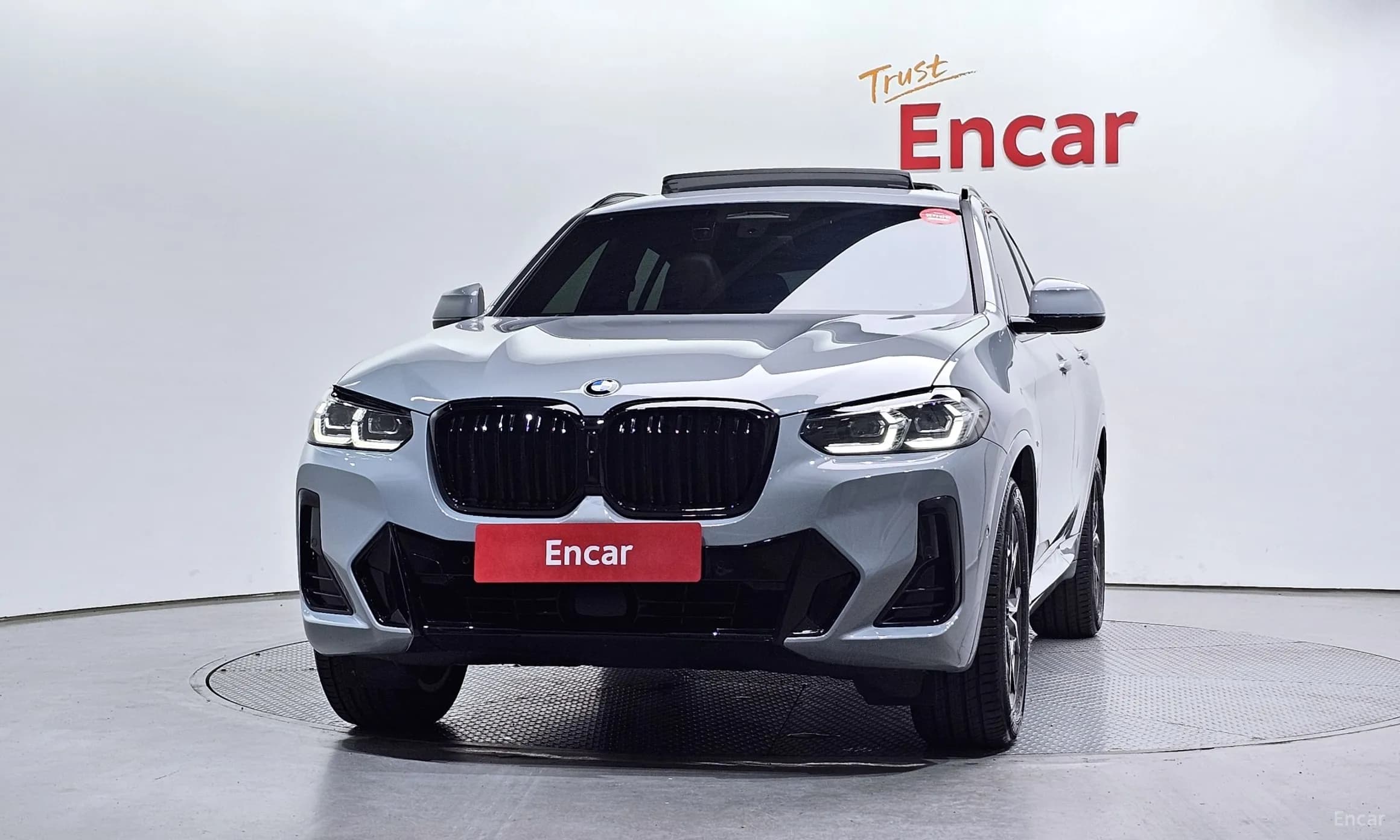X4 (G02)