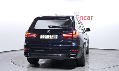 X5 (F15)