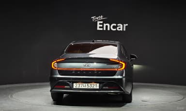 Sonata Hybrid (DN8)