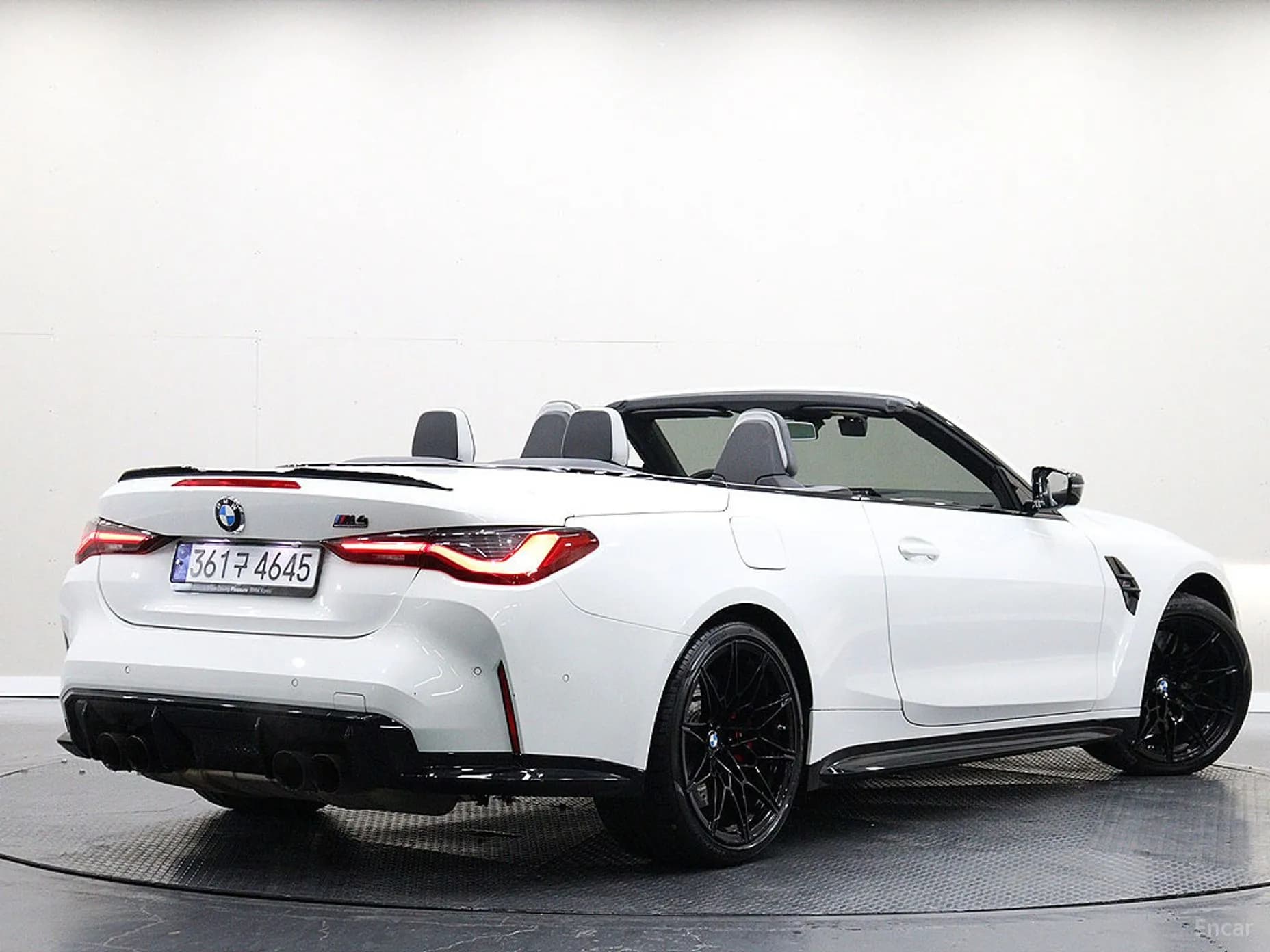 M4 (G82)