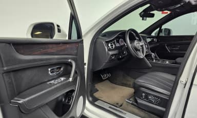 Bentayga