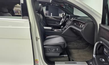 Bentayga