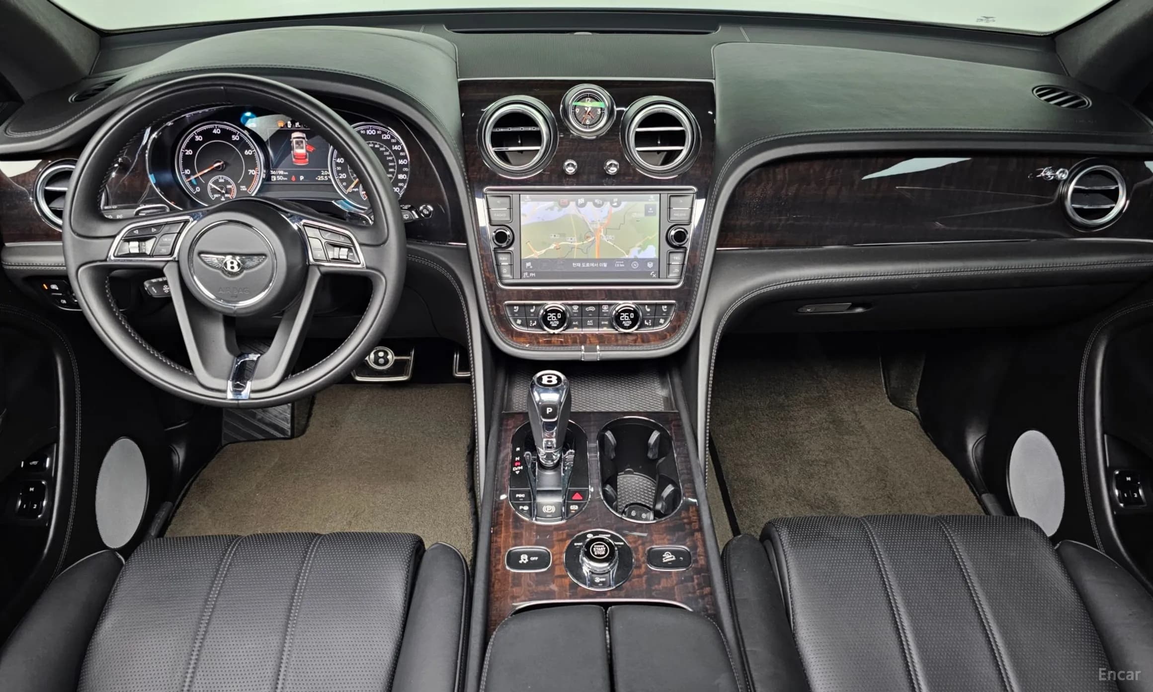 Bentayga