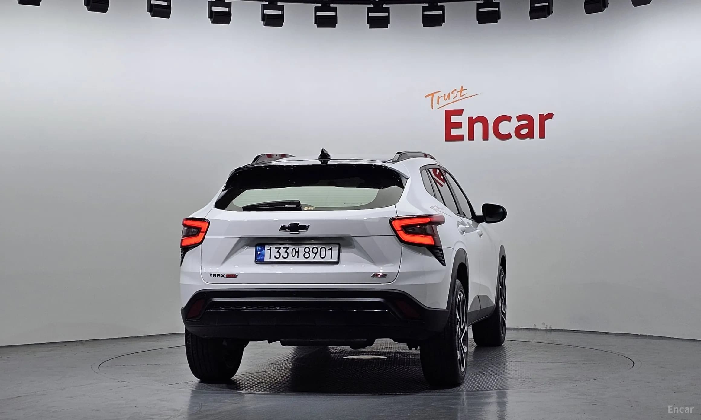 Trax Crossover