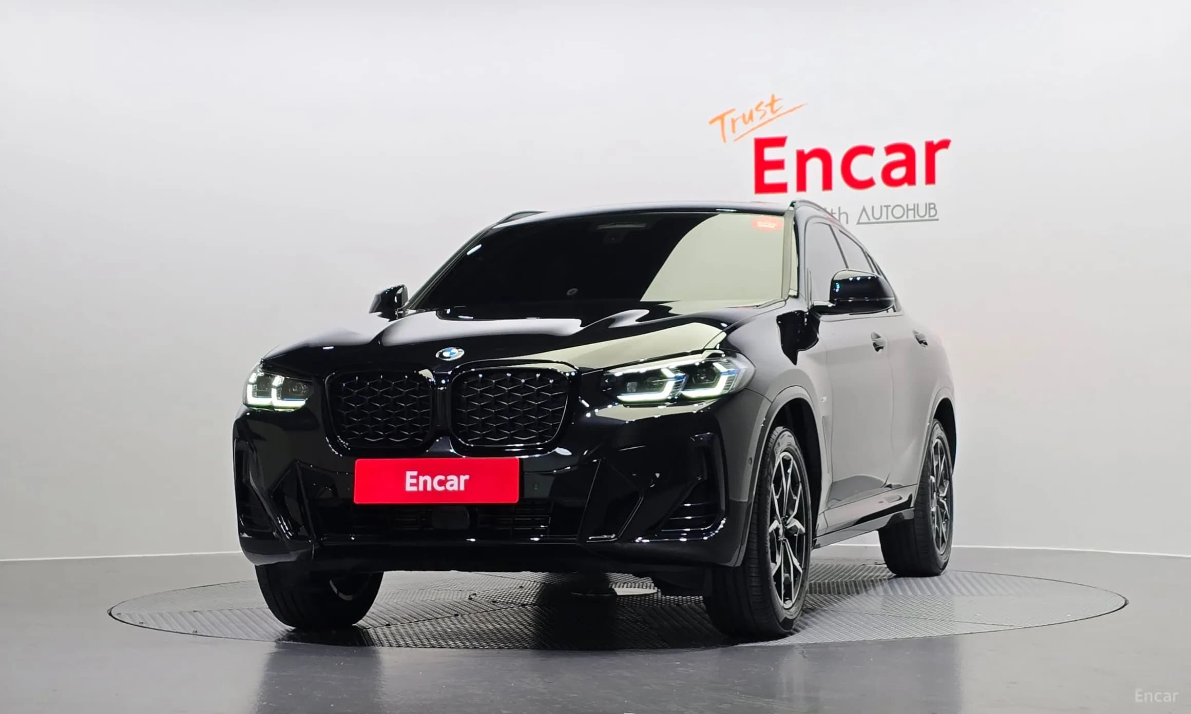 X4 (G02)