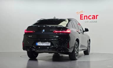 X4 (G02)