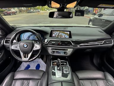 7 Series (G11)