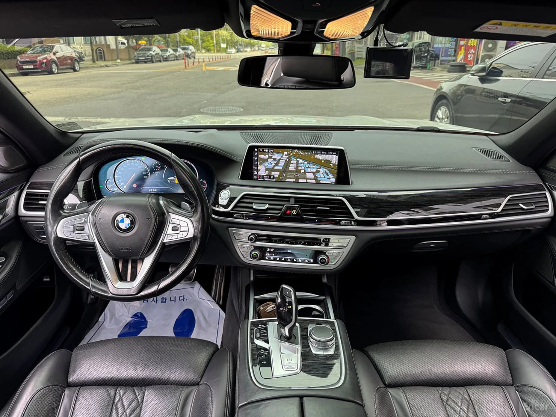 7 Series (G11)