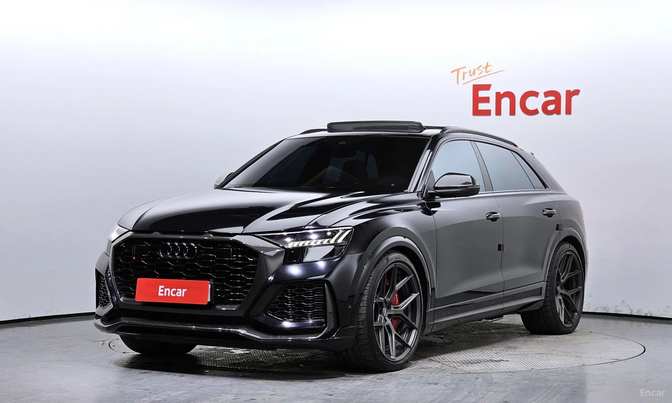 RSQ8 (4M)