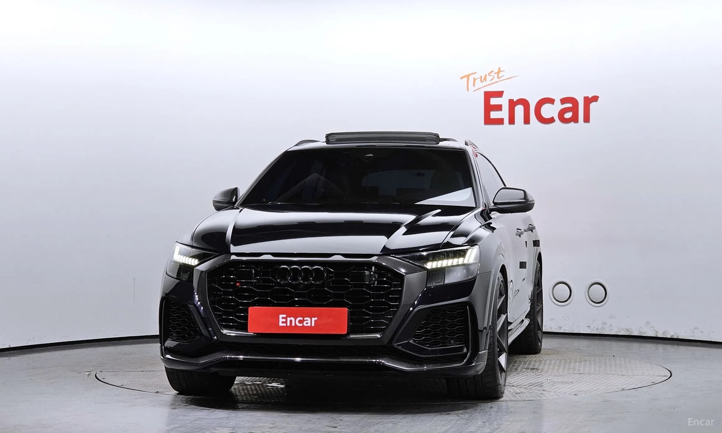 RSQ8 (4M)