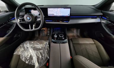 5 Series (G60)