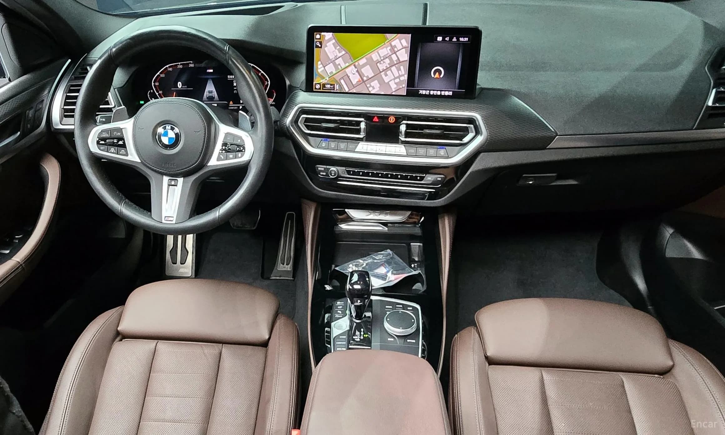 X4 (G02)
