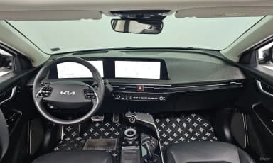 EV6
