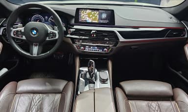 5 Series (G30)