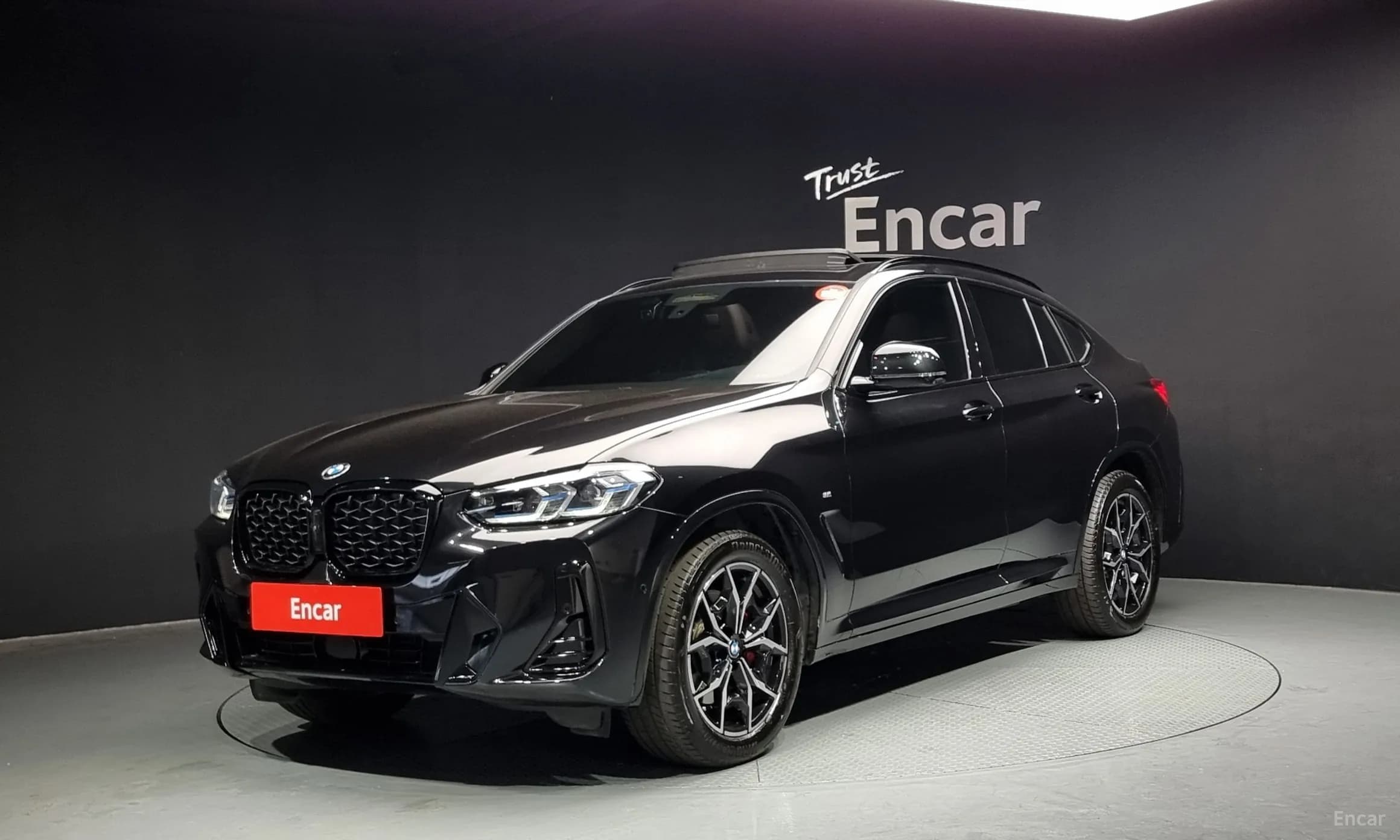X4 (G02)