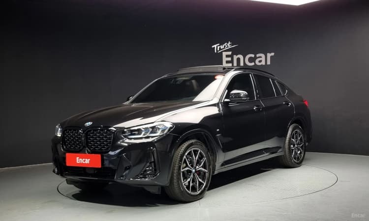 X4 (G02)