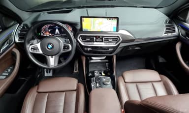 X4 (G02)