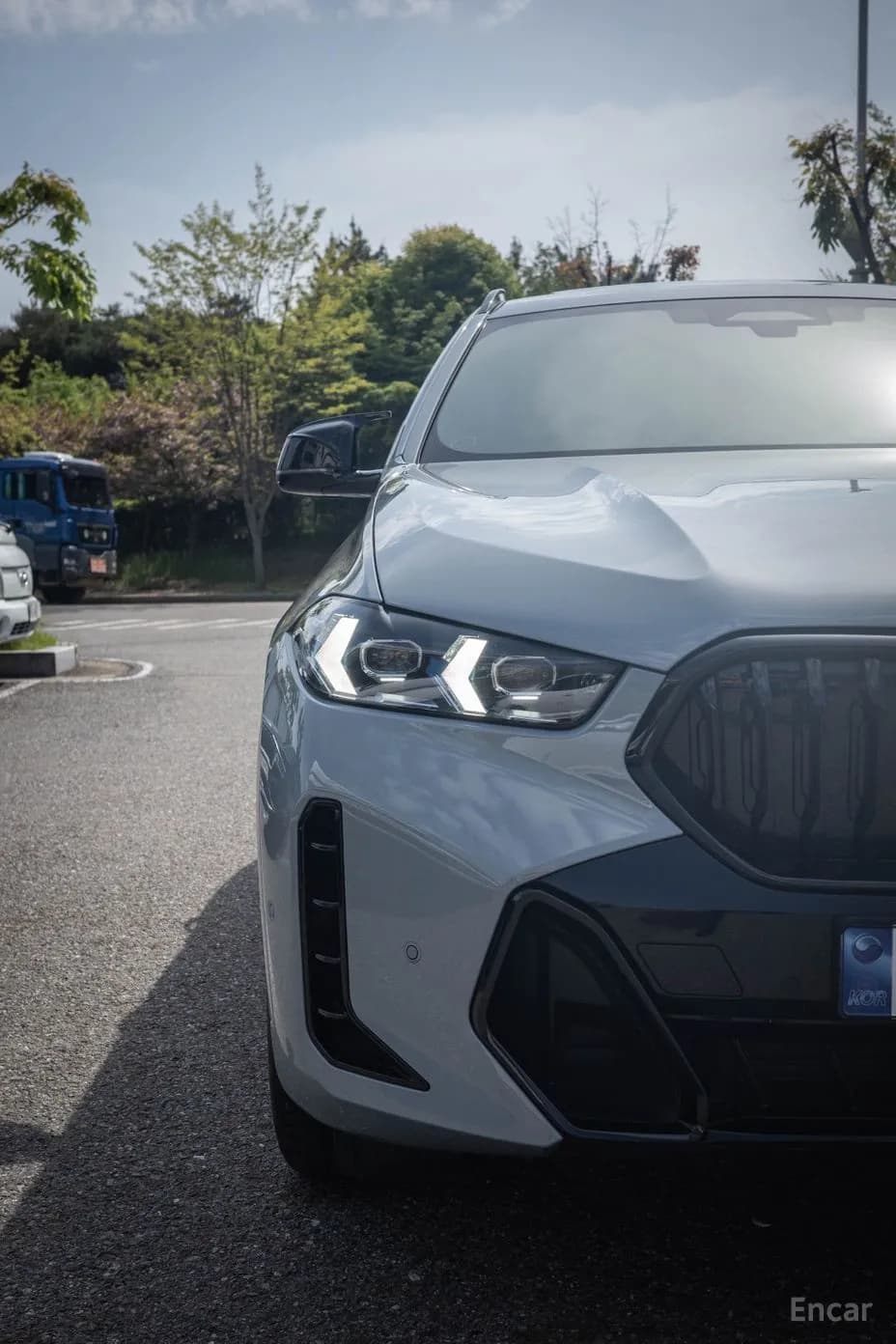 X6 (G06)