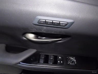 UX250h