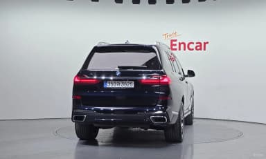 X7 (G07)