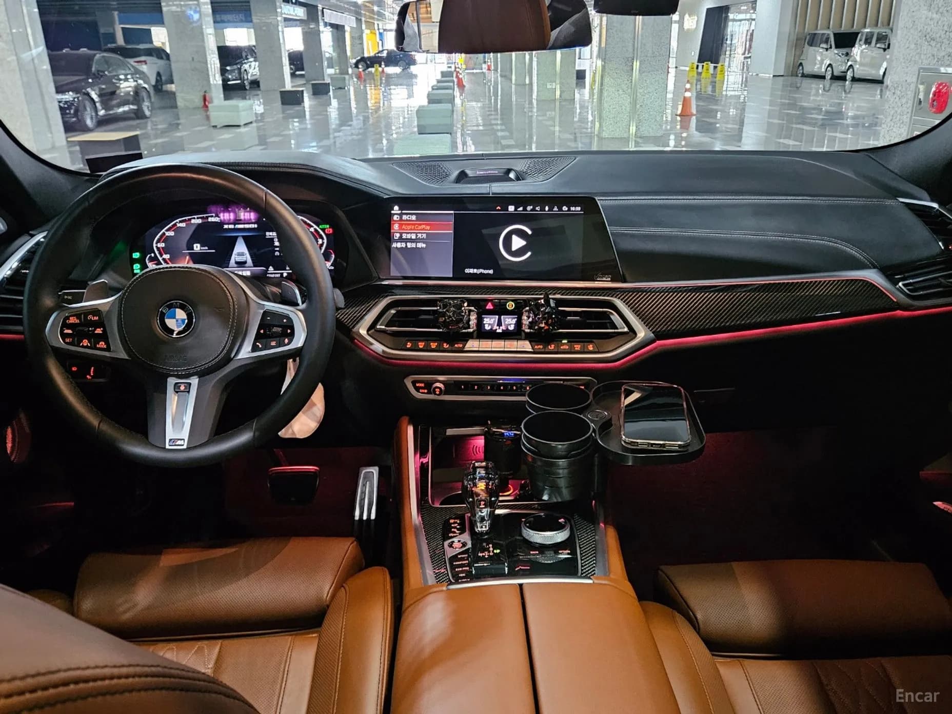 X6 (G06)