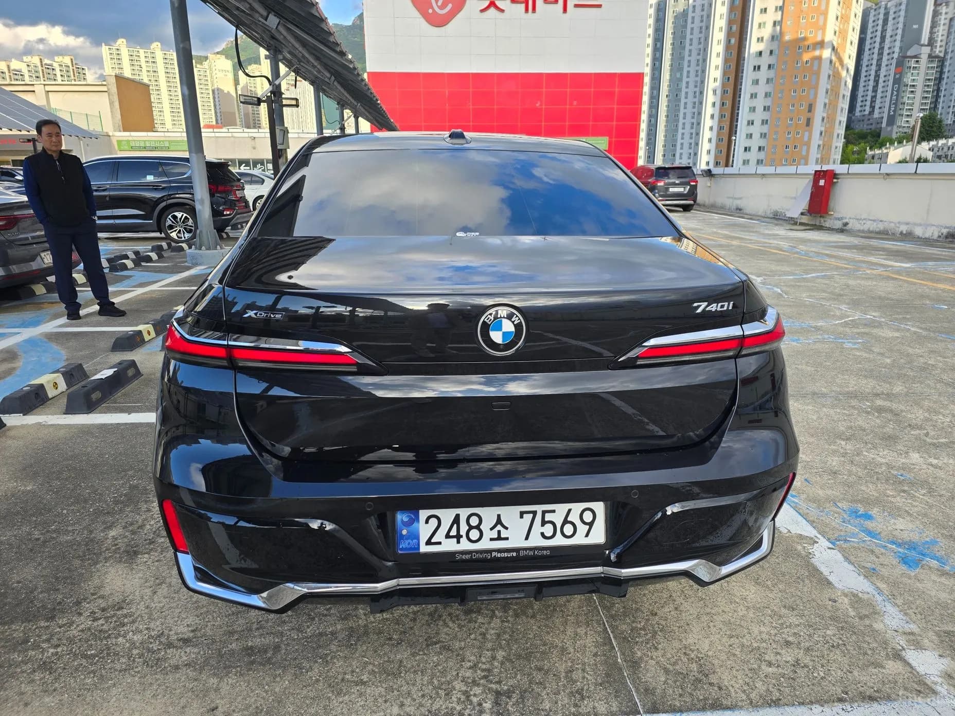 7 Series (G70)