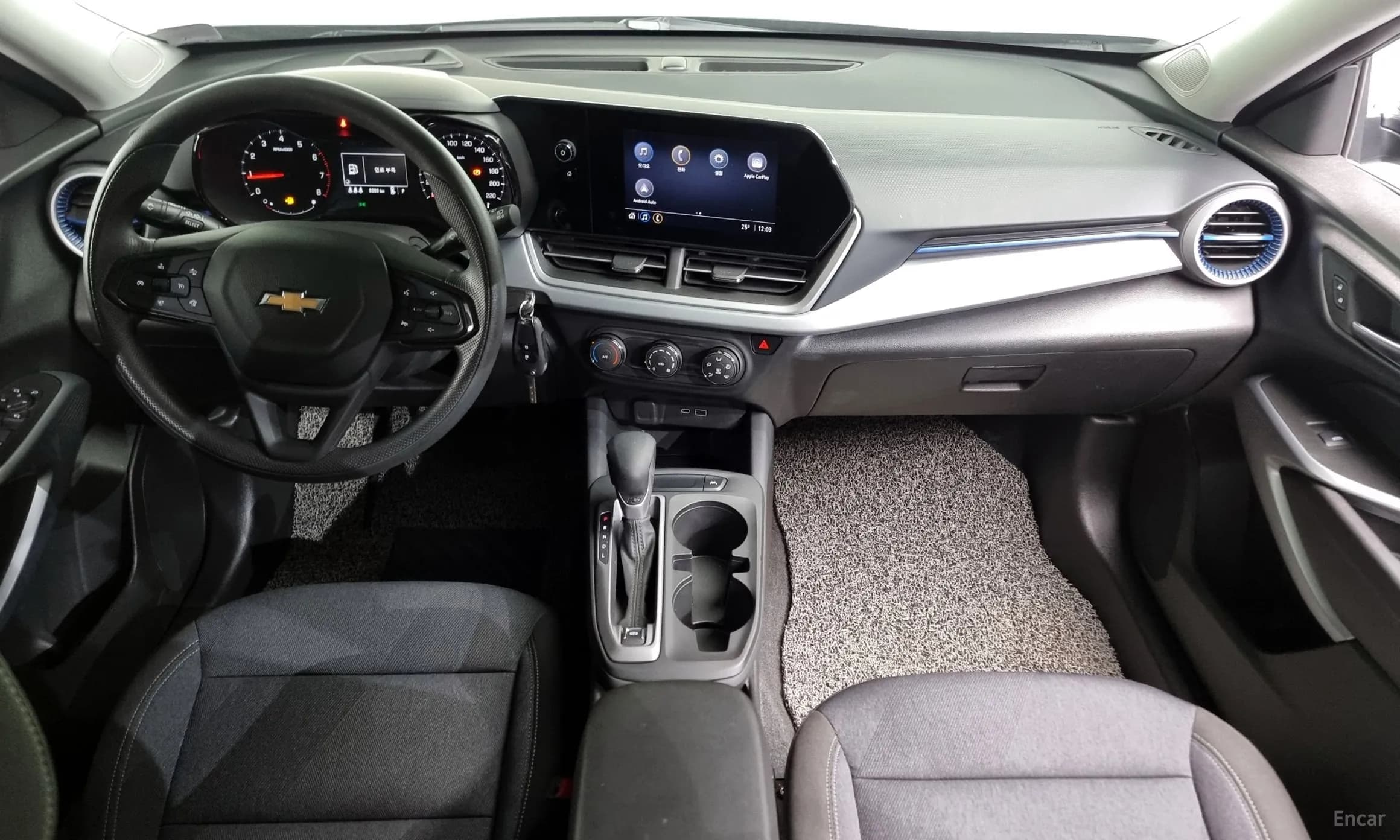 Trax Crossover
