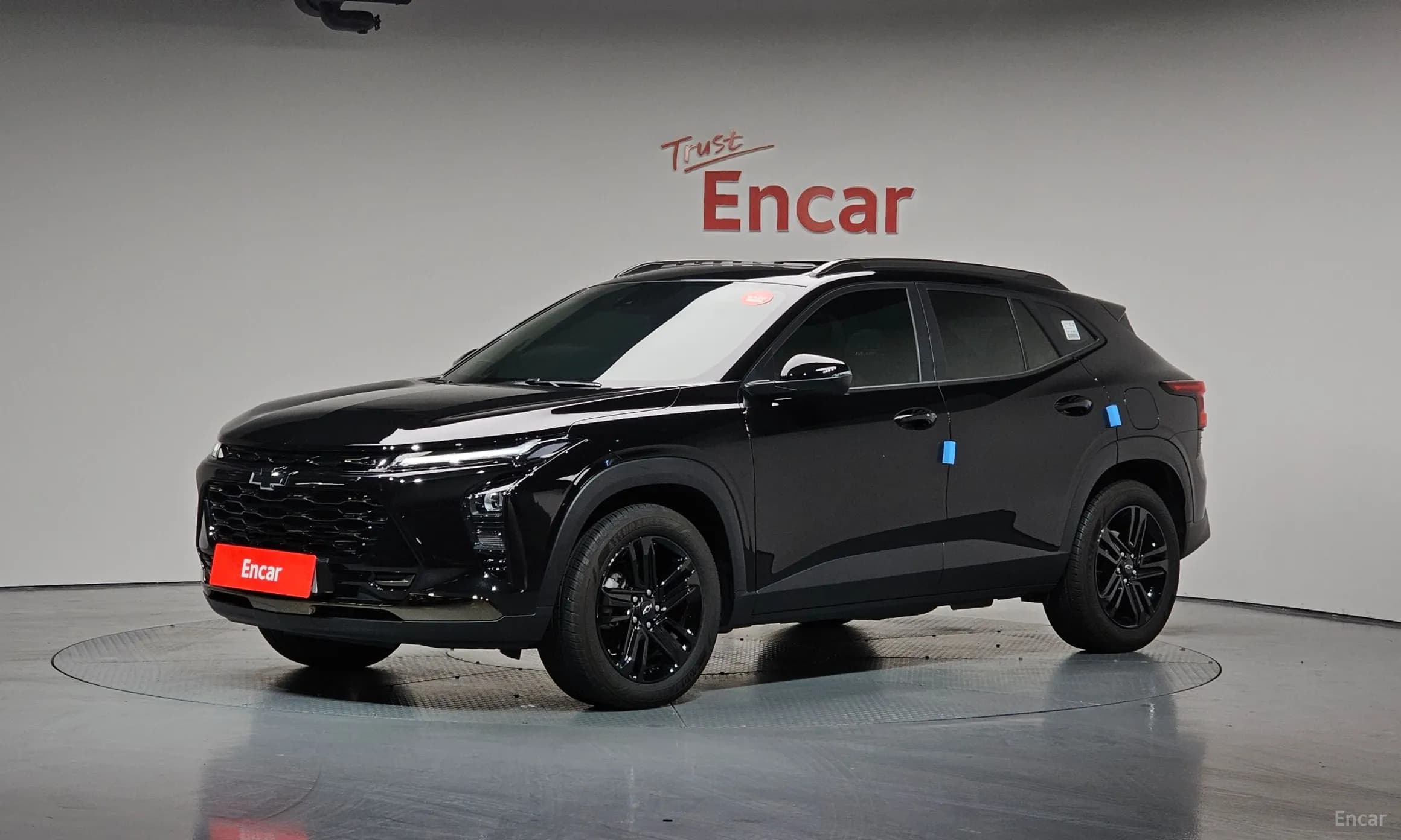 Trax Crossover