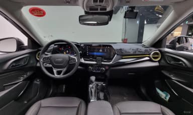 Trax Crossover