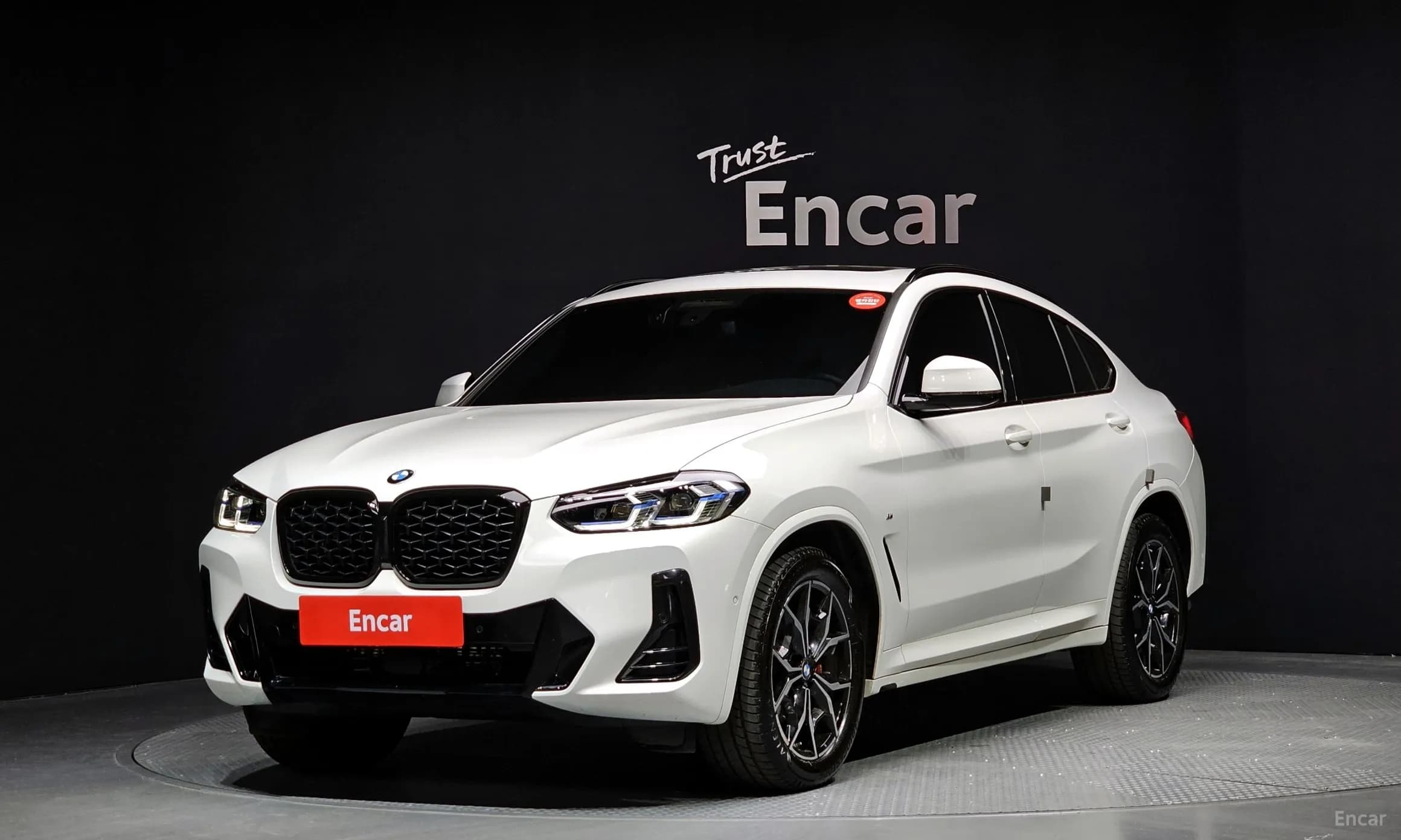 X4 (G02)
