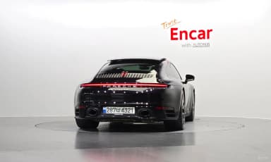 911 (992)