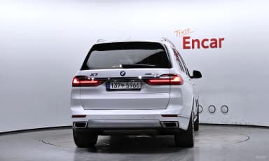 X7 (G07)