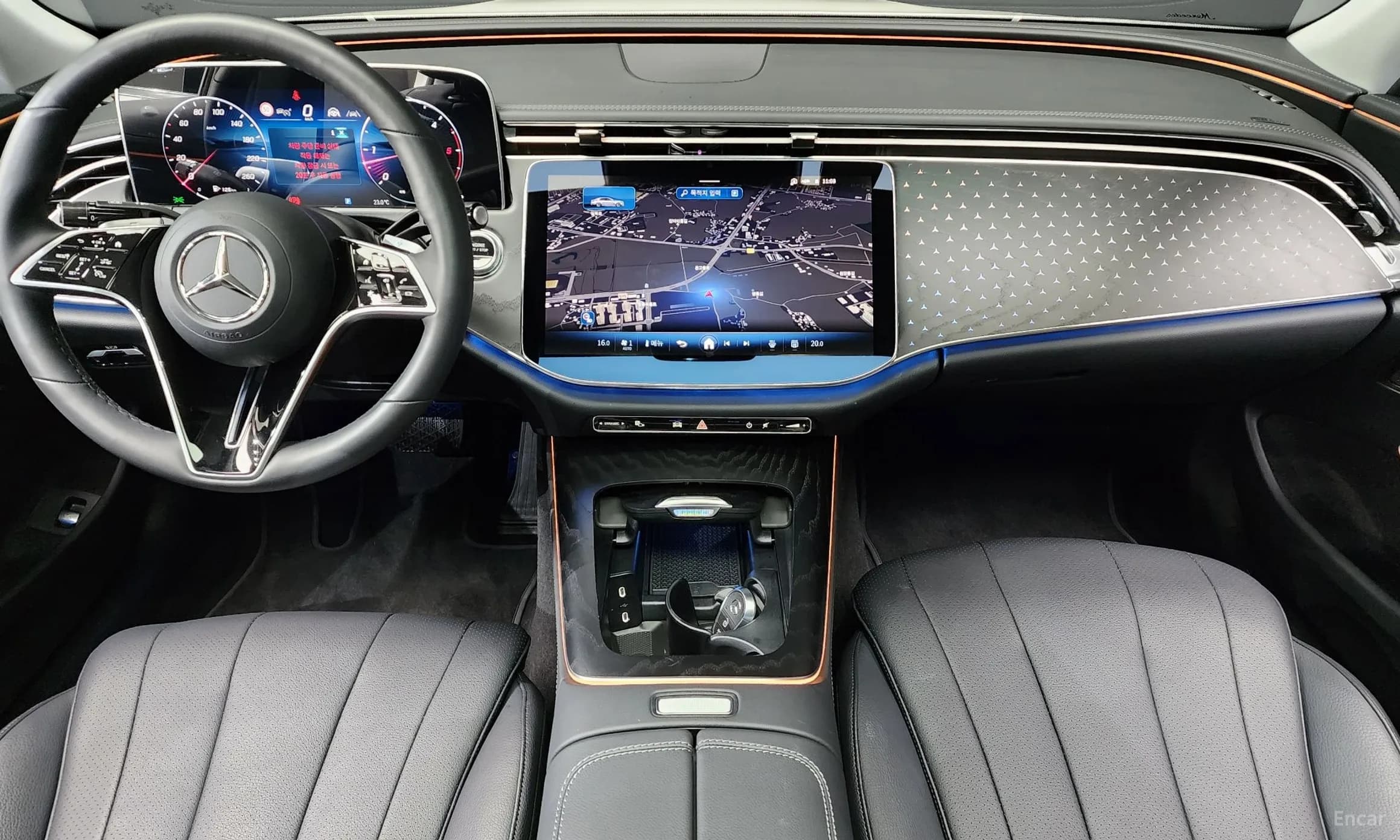E-Class W214