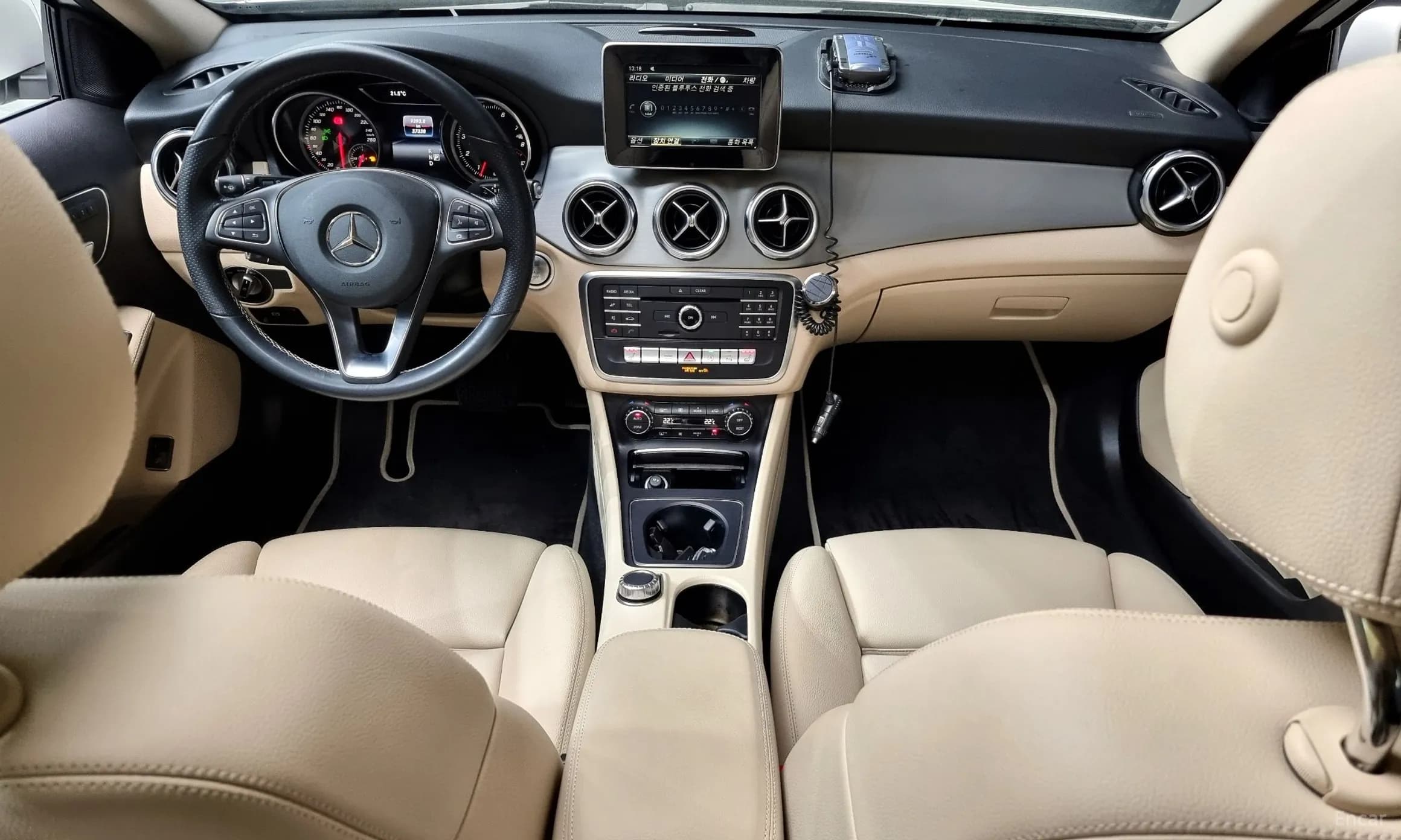 GLA-Class X156