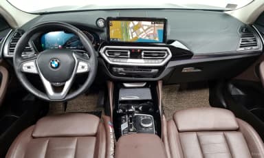 X4 (G02)