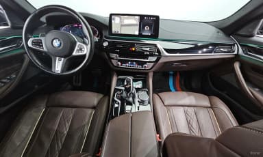 5 Series (G30)