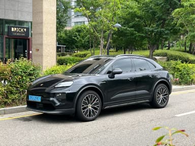 Macan EV