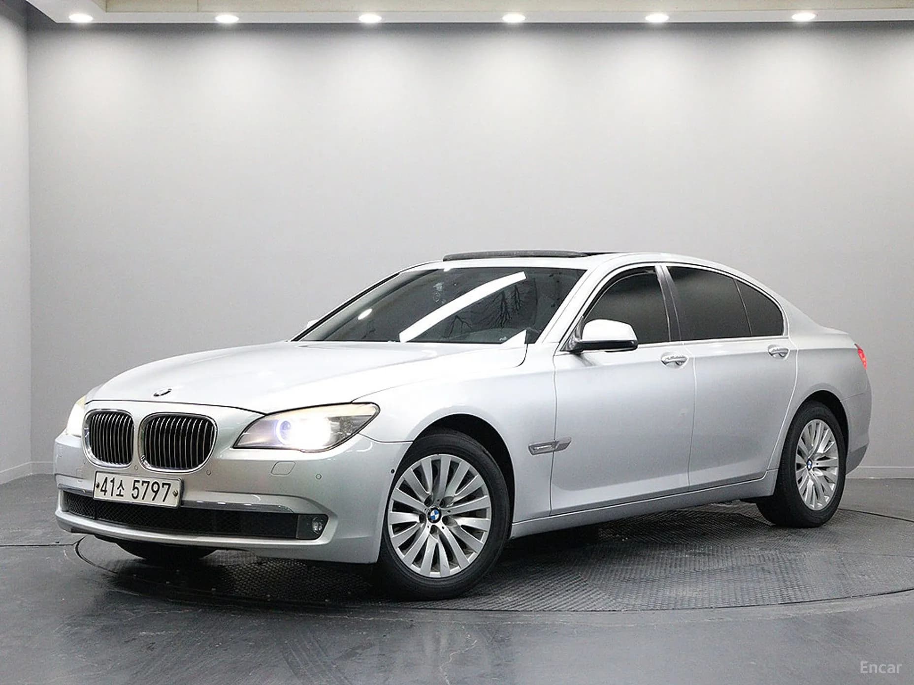 7 Series (F01)