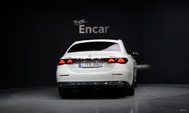 E-Class W214