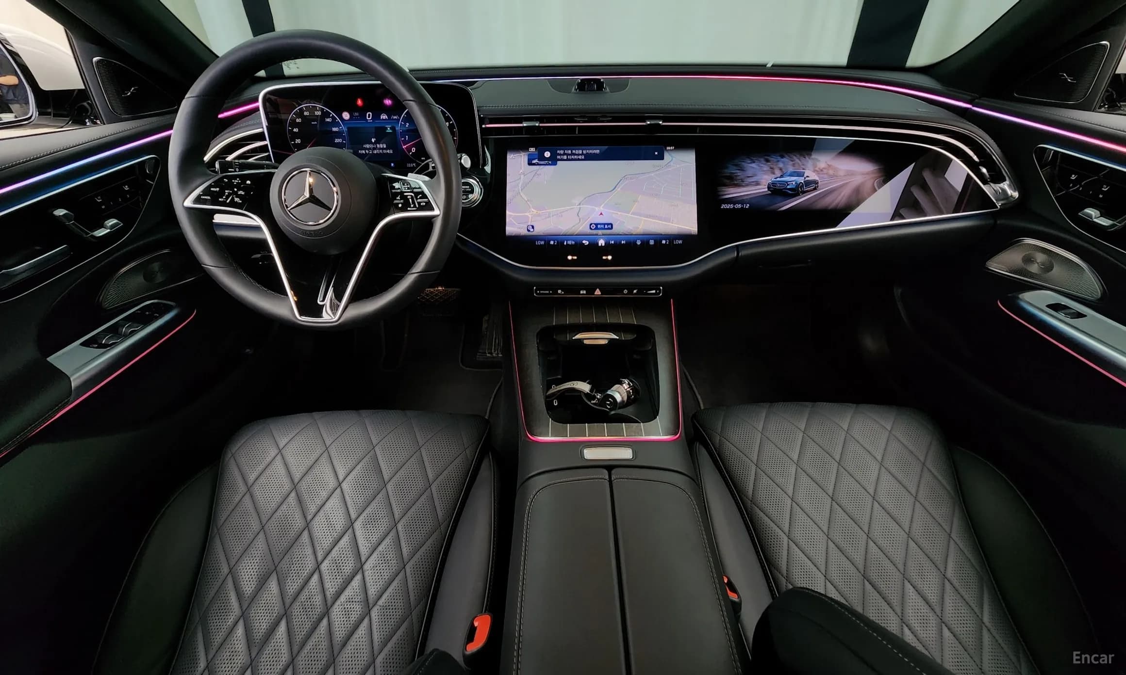 E-Class W214