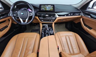 5 Series (G30)