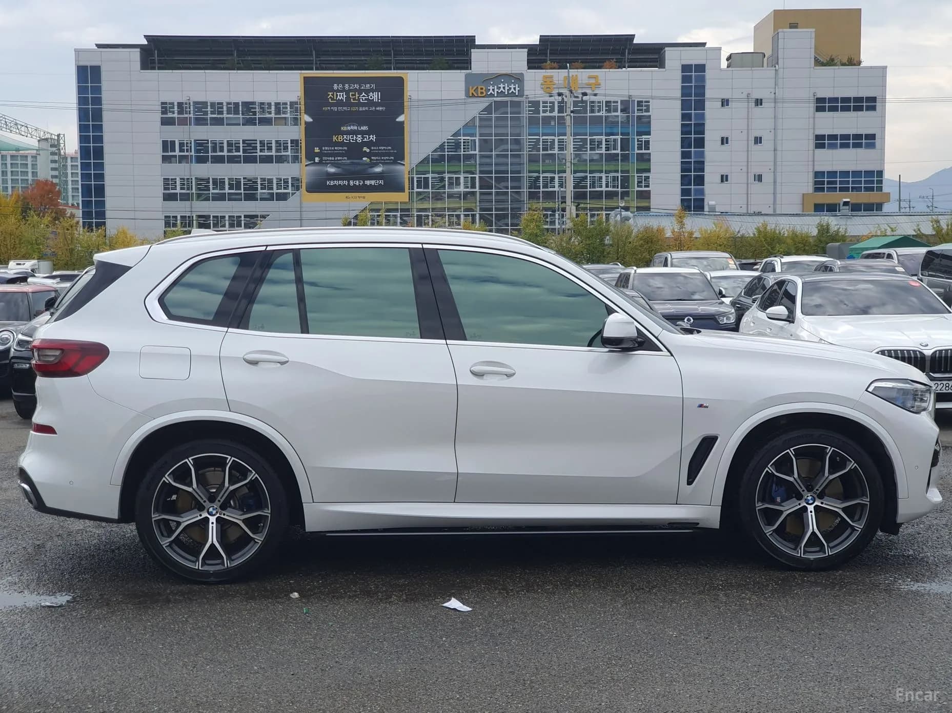 X5 (G05)